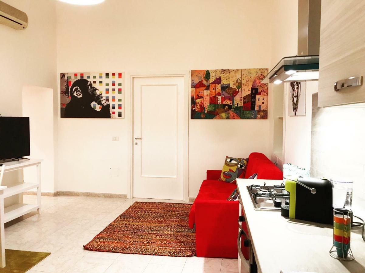 Casa G&G Pignasecca 2 Nel Cuore Di Napoli Екстериор снимка